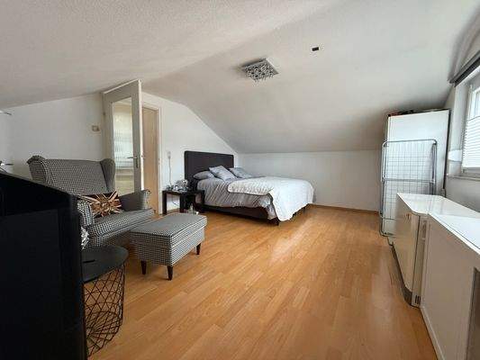 Schlafzimmer 3.OG