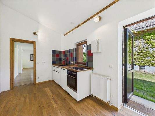 Küche und Eingangsbereich Remise