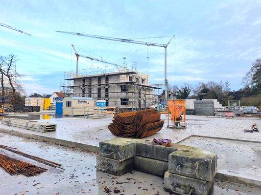 Baufortschritt Haus 1 Bodenplatten.jpg