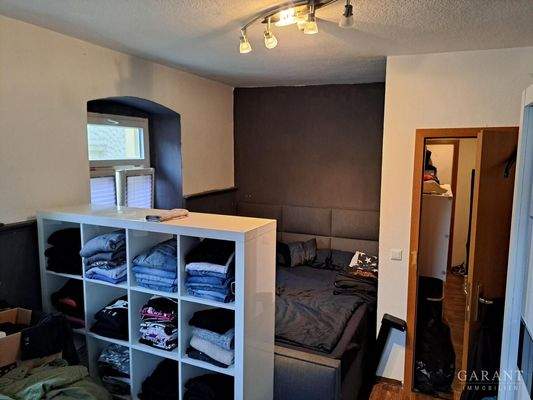 Schlafzimmer erstes Obergeschoss rechts