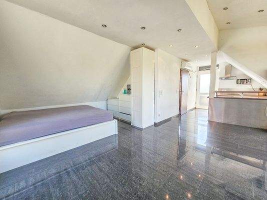 Wohn - Essbereich Wohnung im Nebengebäude