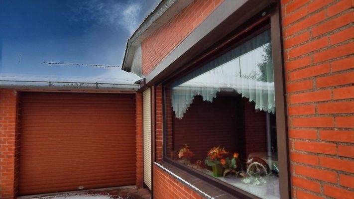 fest angebaute Garage