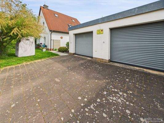 Doppelgarage