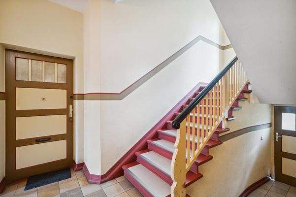 Treppenaufgang exemplarisch