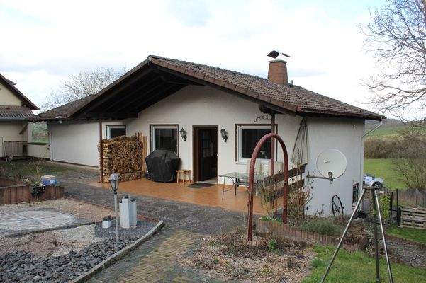 Bj. 1990 Wohnhaus mit 1 Einheit