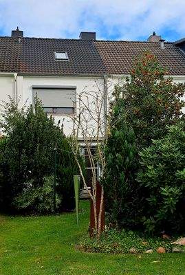 Garten mit sichtgeschützter Terrasse