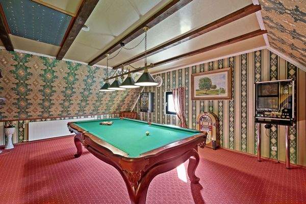 Billardzimmer im Dachgeschoss