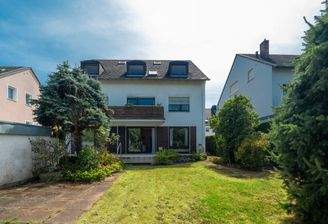 Vier Wohnungen mit Garten und 2 Balkonen  