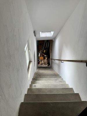 Treppenaufgang - Materiallager/Nebengebäude
