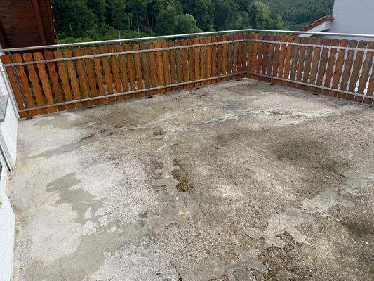 Balkon muss noch gefliest werden