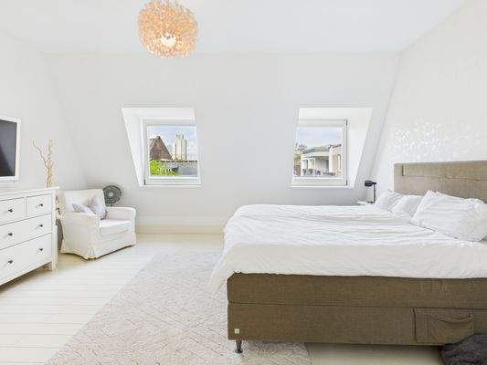 Schlafen (mit Ankleide und WC)