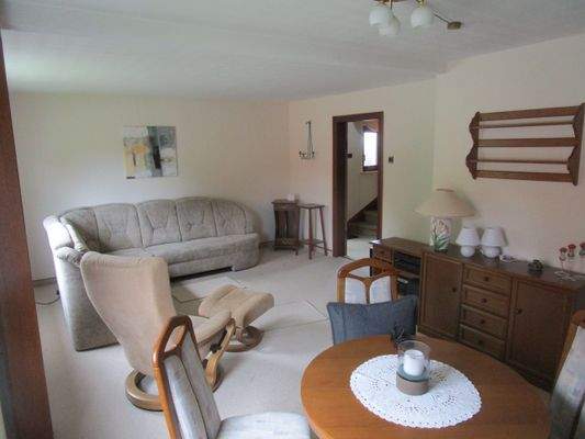 231. Wohnzimmer im EG.des Hauses..JPG