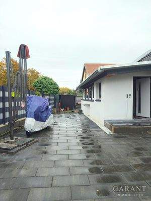 Aussenbereich Terrasse beim Wintergarten