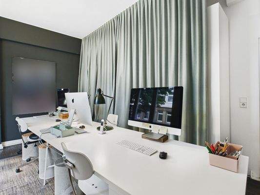 zweite Bürofläche - Hochparterre