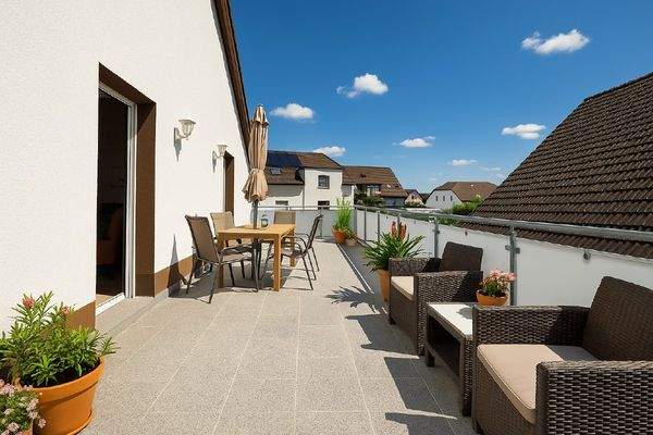 Terrasse (OG)
