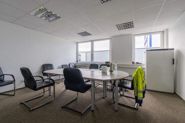 f17e265c-3508-4ac0-af71-42cc4c9501a7_original