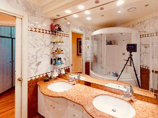 appartamento-in-vendita-Sanremo-lusso-garage-doppio-giardino-cucina-all'aperto