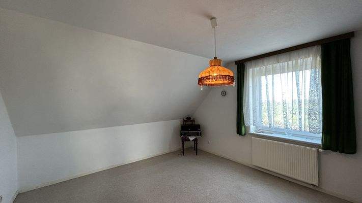 Zimmer 2 im Dachgeschoss