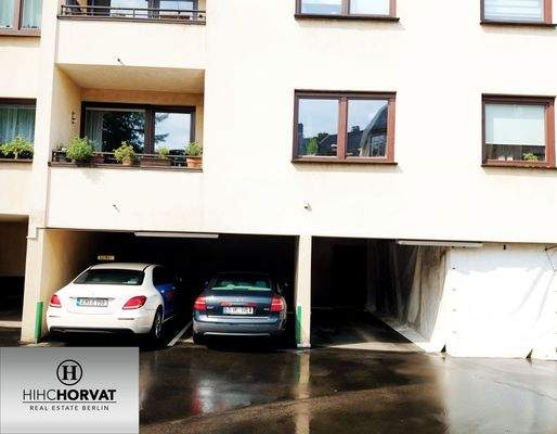 Überdachter Stellplatz