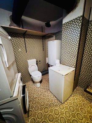 Waschraum 2 inkl. WC.jpg