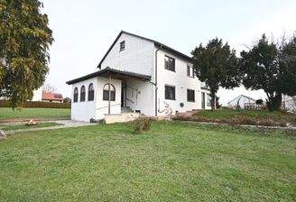 Wohnen am Ortsrand - Zweifamilienhaus mit Weitblick