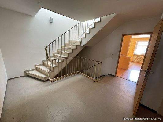 Aufgang 2. OG zu DG