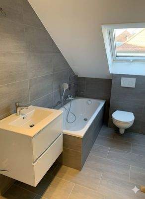 FH555_DG-Wohnung_3_Badezimmer