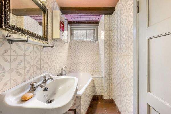 Badezimmer Seitenansicht