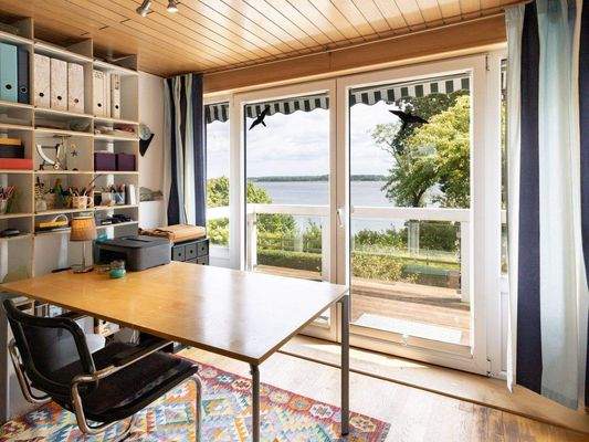 Büro mit Blick auf die Schlei im OG