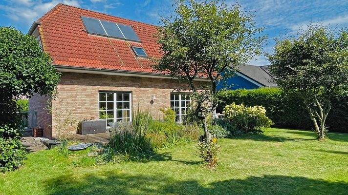 Südwestansicht Wohnhaus