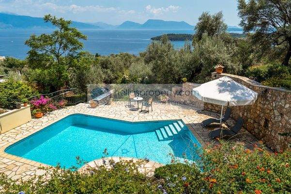 804f9c55b2144a94ba549c7ca7f30c52-original