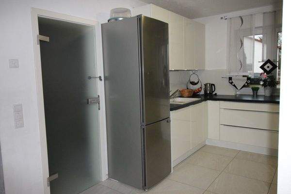 6-EG Kochbereich mit Zugang zum Abstellraum