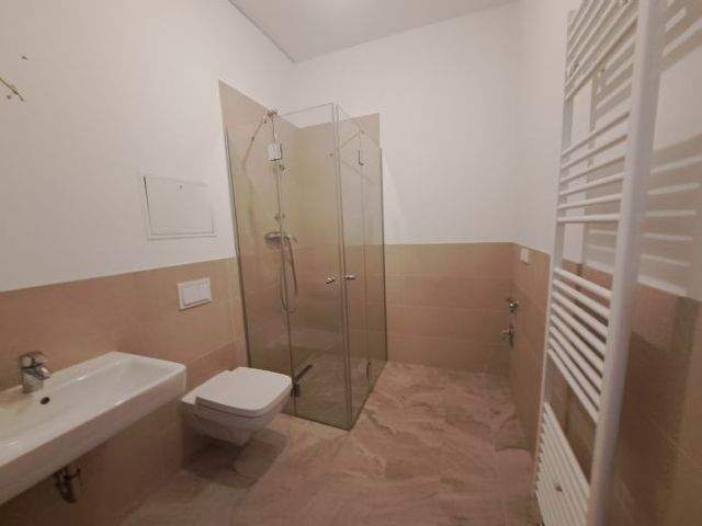 Attraktive 2-Zimmerwohnung mit hochwertiger EBK und Balkon zu vermieten! - Foto 2