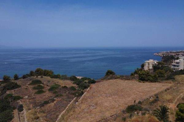 Kreta, Chania: Außergewöhnliches Grundstück mit Blick auf die Stadt und das Meer im Stadtteil Halepa zu verkaufen