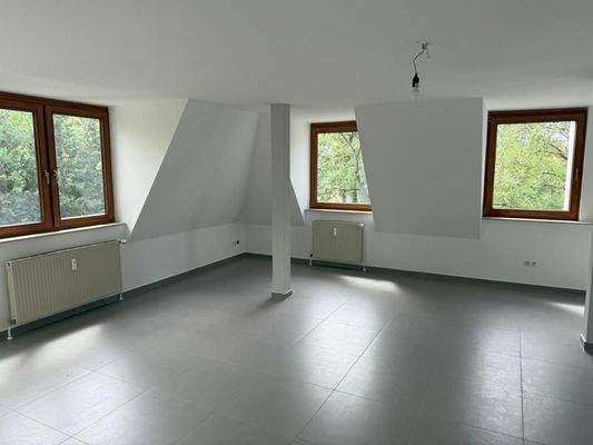 Wohnzimmer Bild 1.JPG