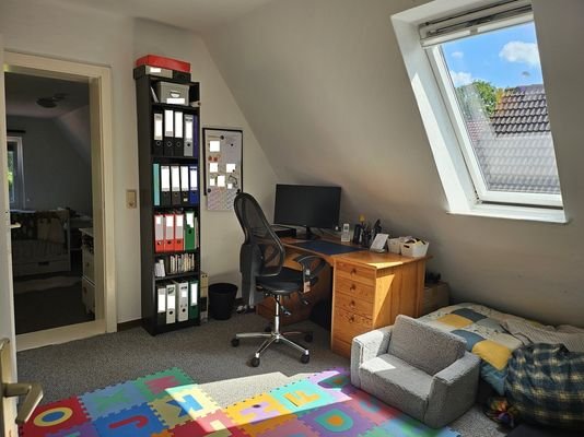 6 - Durchgangszimmer DG