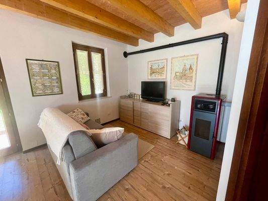 WhatsApp Image 2025-10-08 at 16.36.51 (3).jpeg