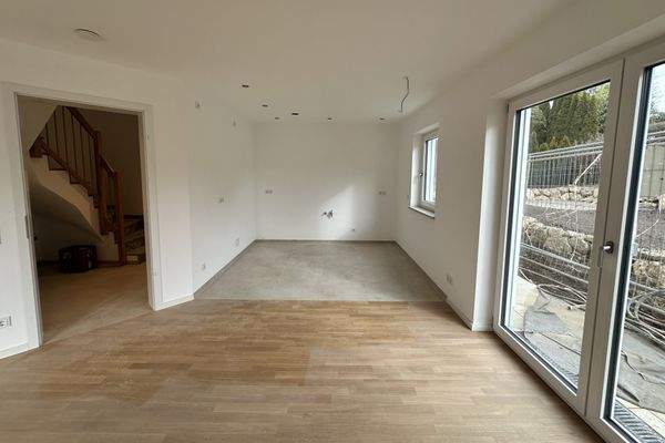 Wohn- und Esszimmer Küche EG