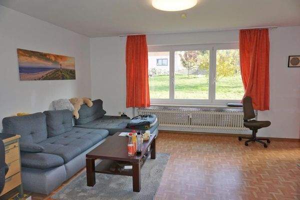 Wohnzimmer Wohnung EG Links