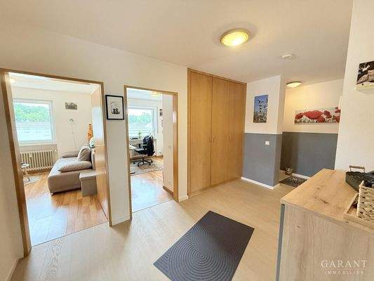 Flur - Blick zu den Kinderzimmern