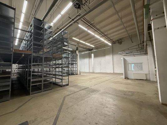 Halle 1 links - Lagerfläche