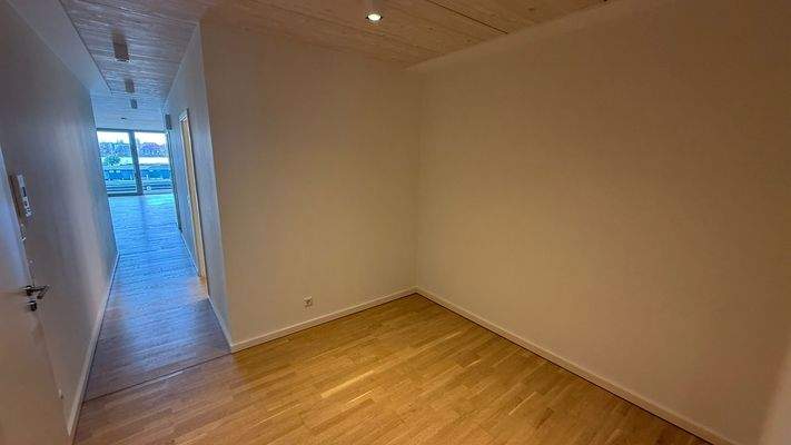 WhatsApp Image 2025-11-19 at 22.18.01(7)