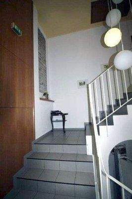 Treppenaufgang zu den Hotelzimmern (1)