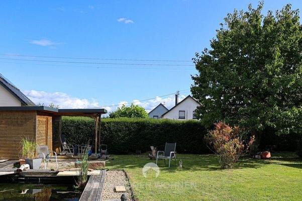 Garten mit Teichanlage