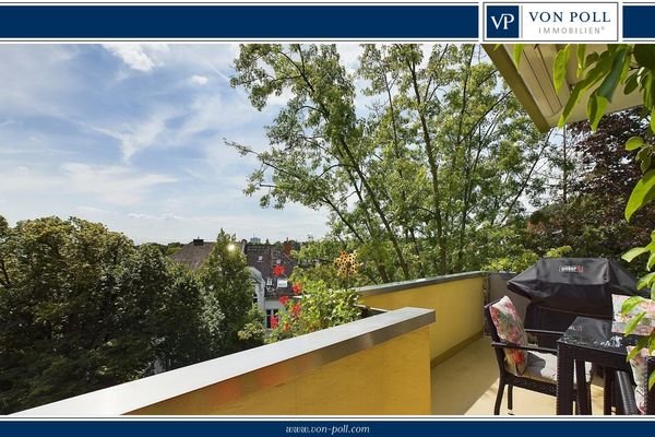 Südbalkon mit tollem Ausblick