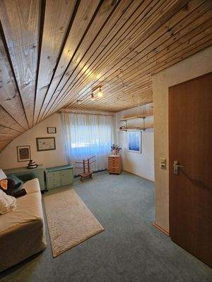 2. Kinderzimmer 1. OG