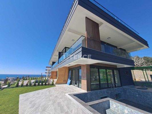 Elegant Villas with Private Pools in Alanya İncekum