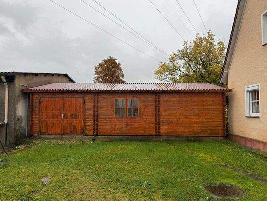 Nebengebäude (Werkstatt) außen