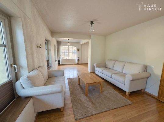 Wohnzimmer 1 (KI generiert)