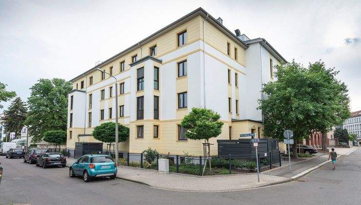 Leipzig_Franz-Mehring-Str. Front.jpg